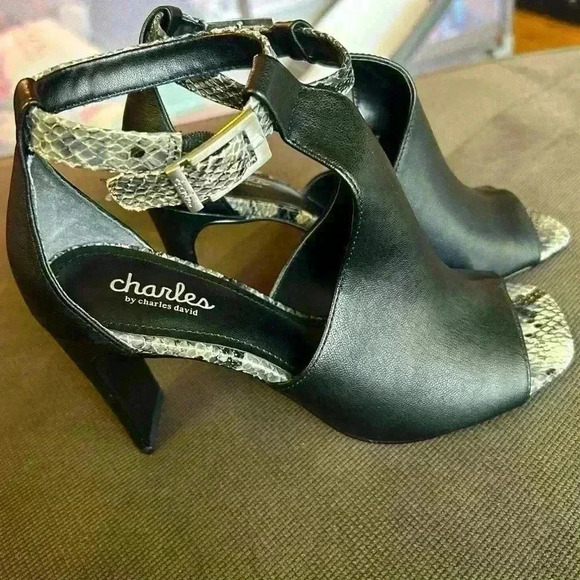 Charles by Charles David XR Ankle Strap Sandal, Women's Size 6.5M - Picture 3 of 3